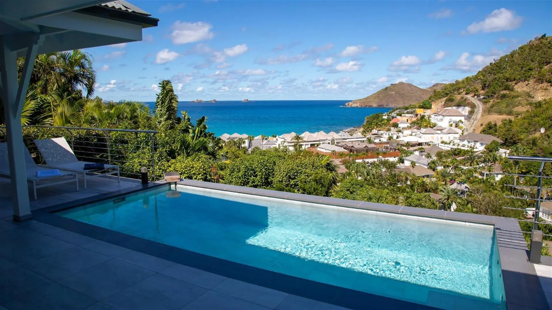 Romantic Villa With Stunning Views Of Blue Ocean St. Barthelemy